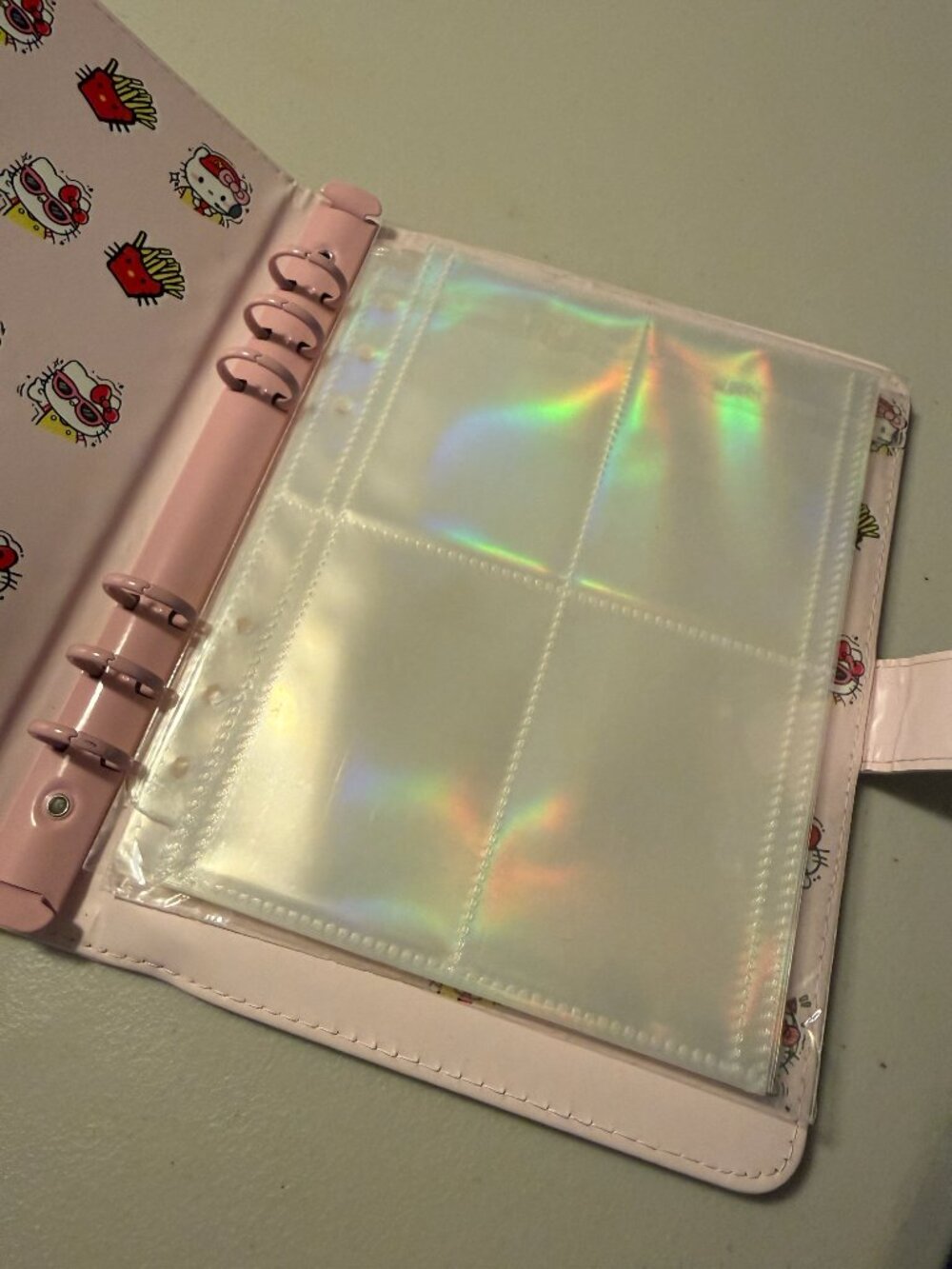 Hello Kitty Card Storage Binder - Picture 6 of 9